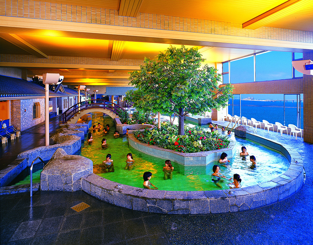 鳳凰國際(綜合)旅行社<br>
2025/1/7-6/24<br>
【東瀛千葉魅力之旅６日】龍宮城三日月＊龍宮亭海景房＊、房總半島秘境、海上螢火蟲、歡樂迪士尼、登上晴空塔<br>
52,800 元起<br>