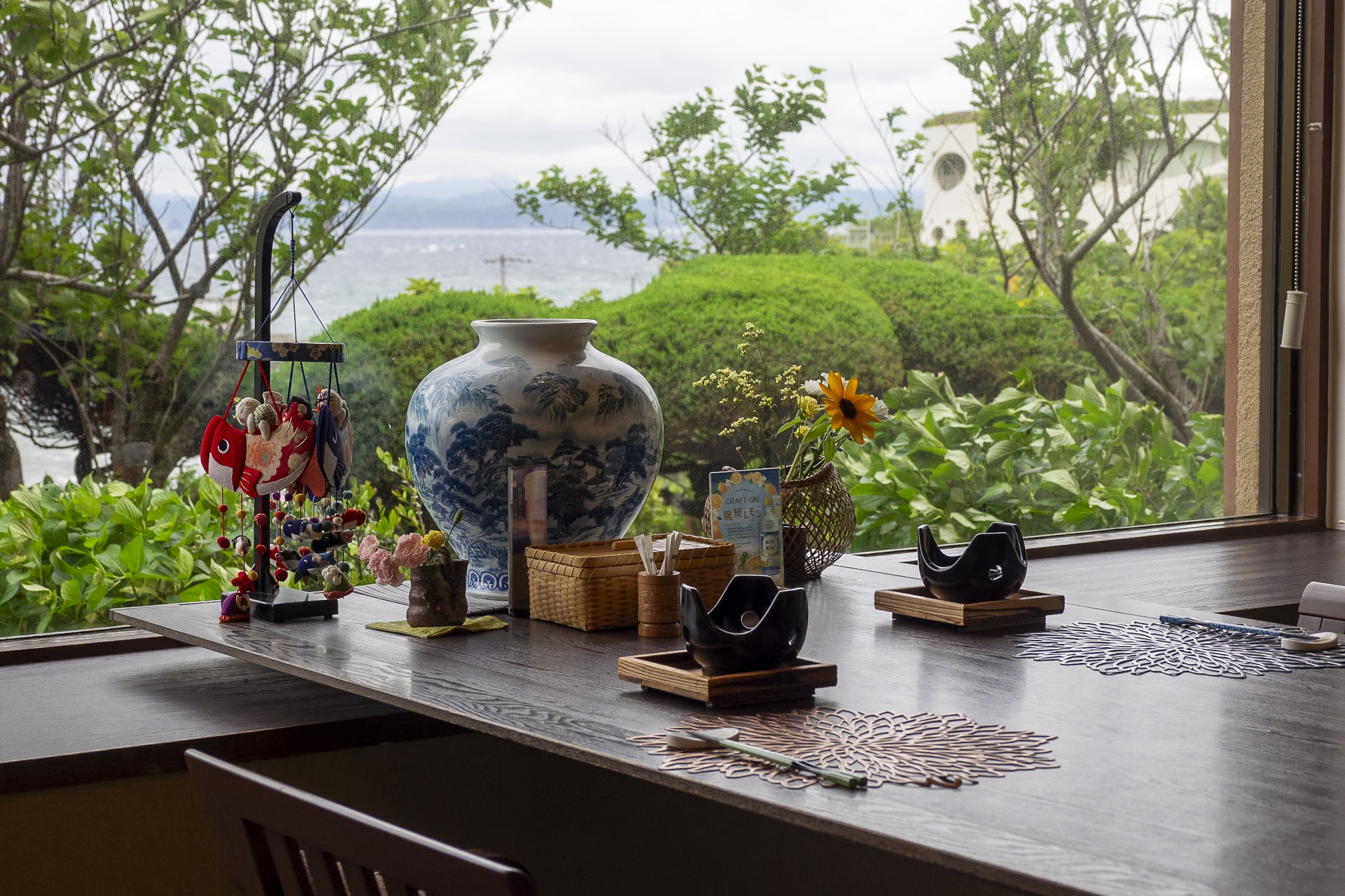 Private dining rooms with scenic views at Nagi are available upon advance reservation. 